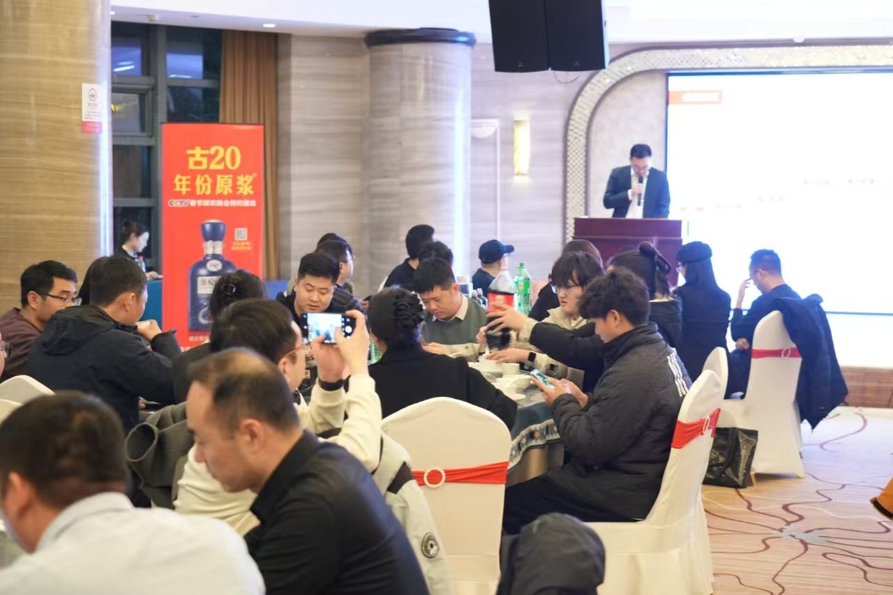 1762911008942049174.jpg 92915087c2a20f0d732fea6b9b4ce2d5.jpg